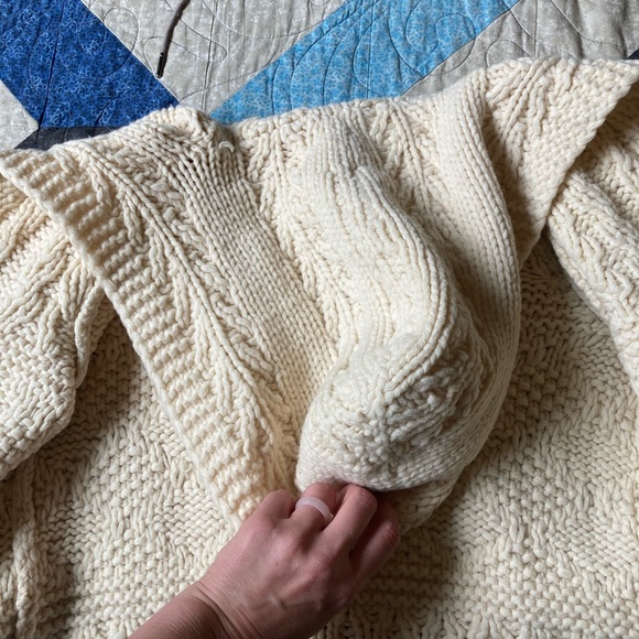 Vintage hand knit American eagle sweater - Picture 9 of 10